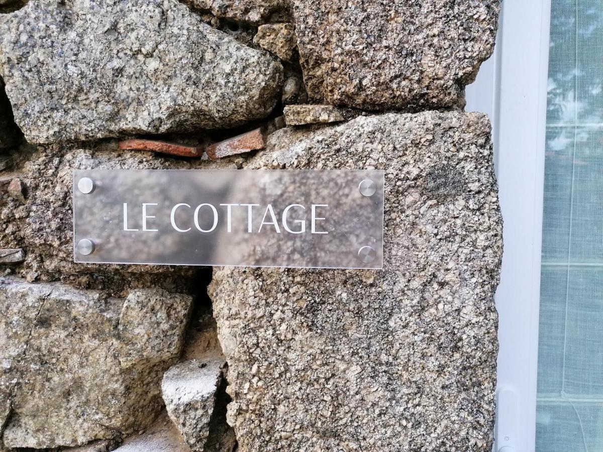 Hébergement de vacances Le Bois Aux Feuilles Blanches *